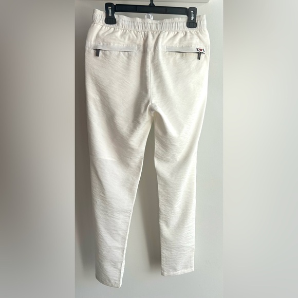 🔥🔥🔥NWOT Casual White Jogger Pants - Picture 4 of 7
